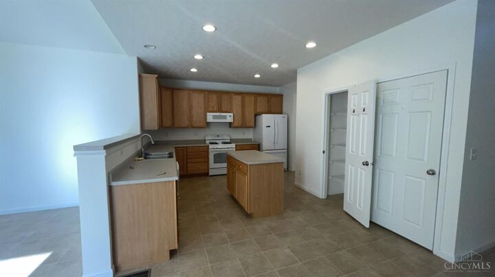 Property Photo:  5095 Snow Valley Lane  OH 45011 