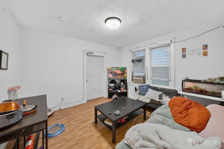 Property Photo:  43 Robinson Street  NJ 08901 
