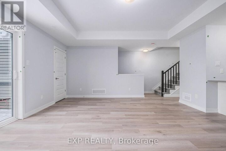 Property Photo:  782 Campolina Way  ON K2S 3K8 