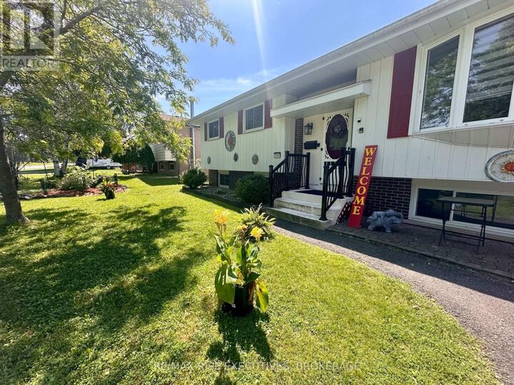 Property Photo: 214 Amherst Drive ON K7N 1T4