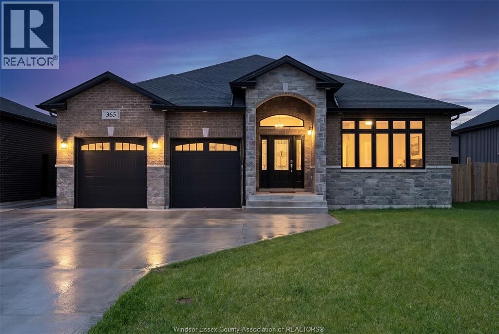 Property Photo:  365 County Rd 2  ON N8L 0G8 