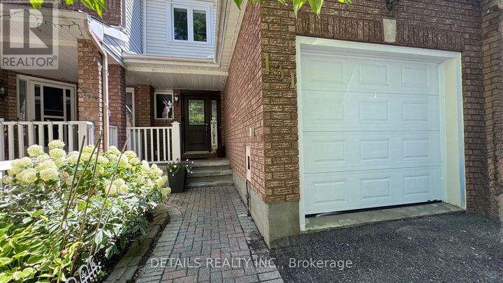 Property Photo:  131 Markland Crescent  ON K2G 5Z8 