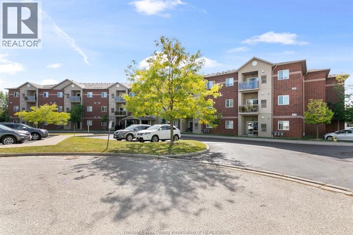 Property Photo:  1888 Westview 205  ON N9H 0M1 