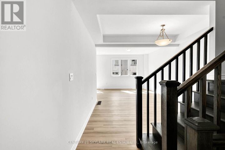 Property Photo: 13 Vinewood Crescent ON L9J 1B6