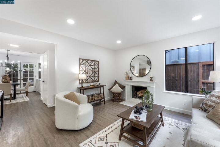 Property Photo: 1343 Honey Trl CA 94597