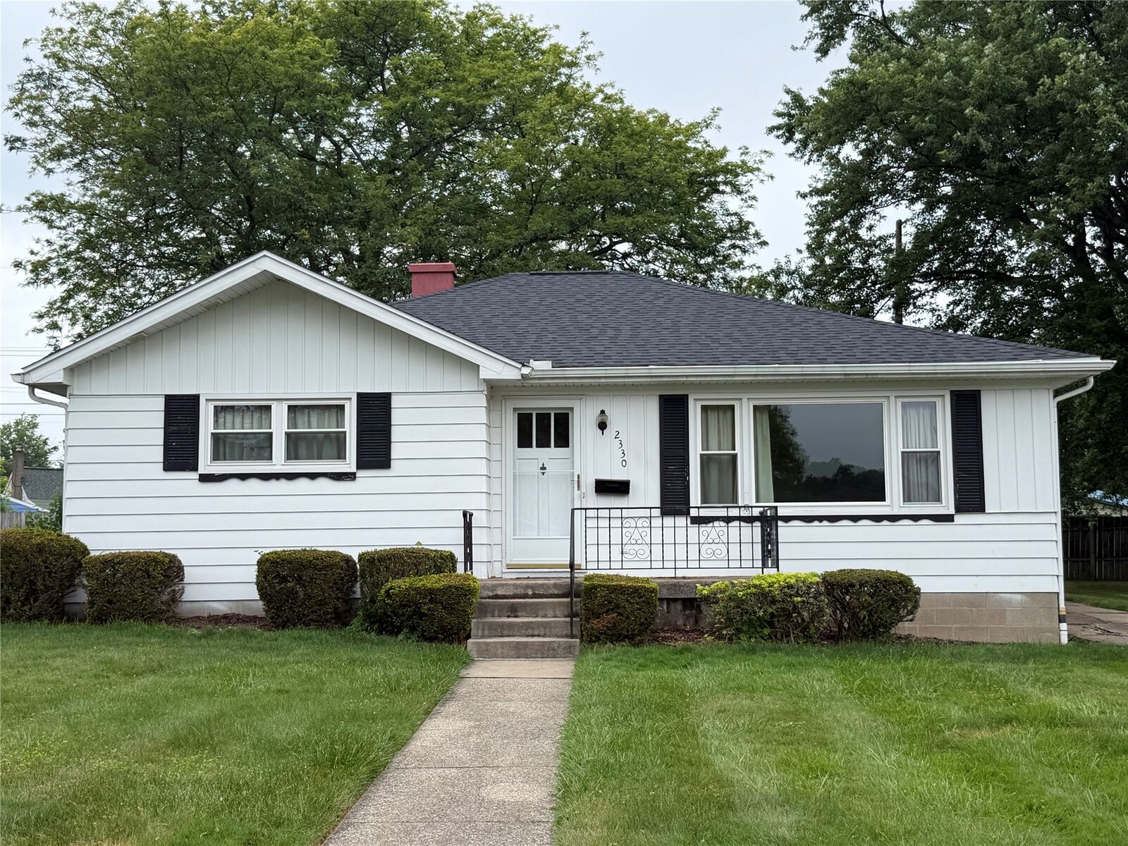 Property Photo:  2330 E 40th Street  PA 16510 