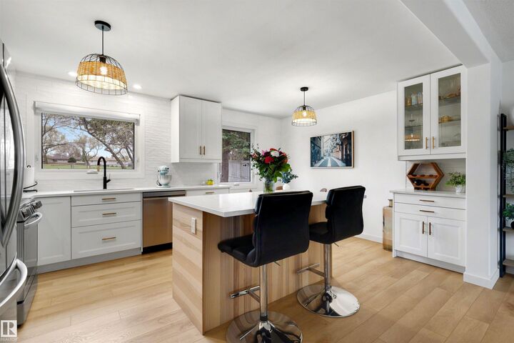 Property Photo: 9 Hummingbird Road AB T8A 0A1