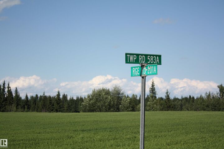 Rr202 Twp583 — photo 1