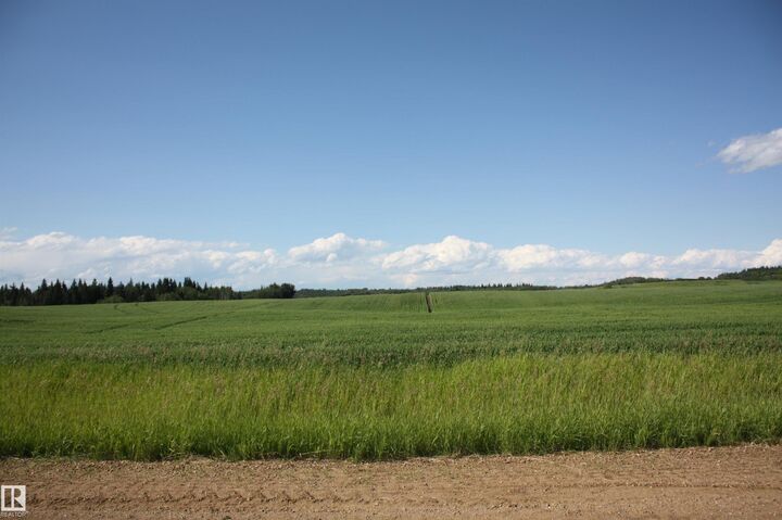 Property Photo: Rr201a Twp 583 AB T0A 2V0