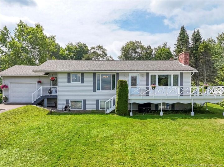 150 Curtis Road — photo 1