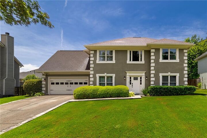 Property Photo:  11840 Aspen Forest Drive  GA 30005 