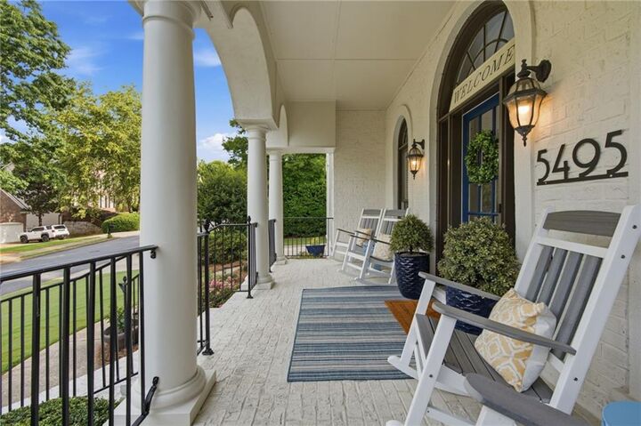 Property Photo: 5495 Hedgewick Way GA 30040