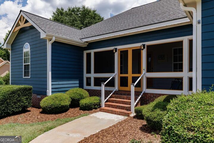 Property Photo:  381 Timberidge Court  GA 30605 