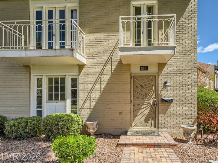 Property Photo:  888 Tam O Shanter  NV 89109 