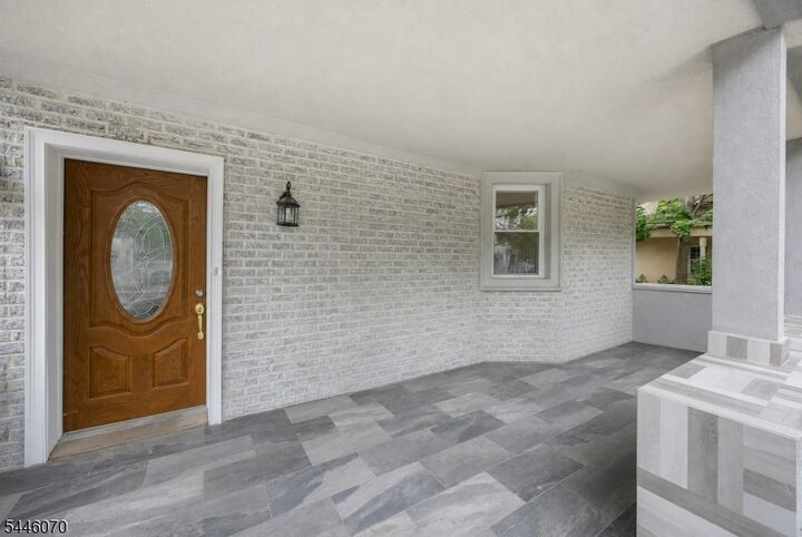 Property Photo:  58 Ingraham Pl  NJ 07108 