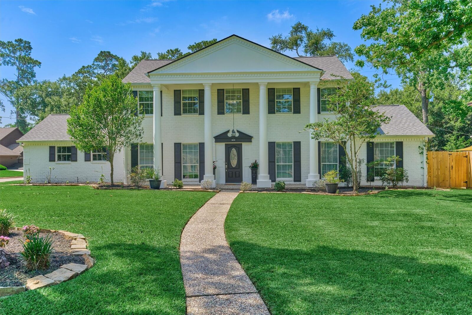 Property Photo:  6515 Glenhill Drive  TX 77389 