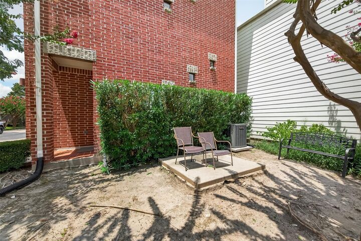 Property Photo:  5653 Pine Street  TX 77081 