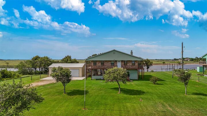 Property Photo: 1847 Fairway Drive TX 77515