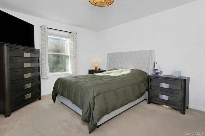 Property Photo:  34 Ashburton  NY 10512 