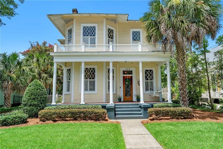 Property Photo: 100 Georgia Avenue S AL 36604