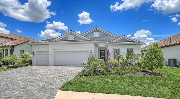 Property Photo:  13509 Deep Blue Place  FL 34211 
