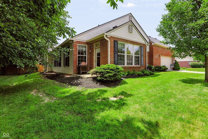 Property Photo:  9459 N Bayfield Drive  IN 46055 