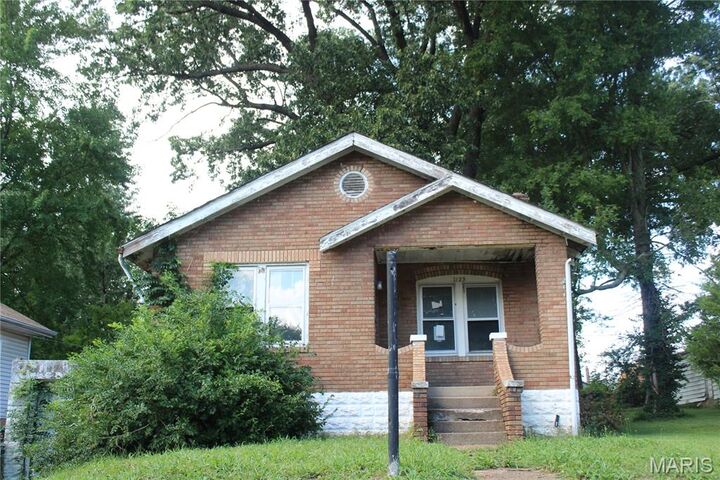 Property Photo:  7125 Woodrow Avenue  MO 63121 