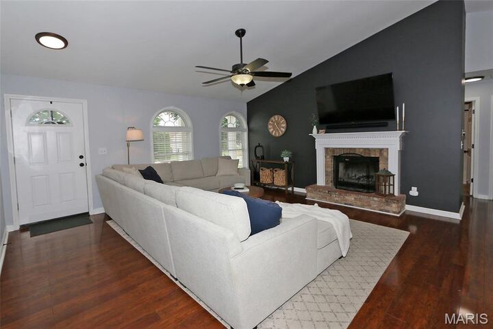 Property Photo: 4 Tomahawk Court MO 63366