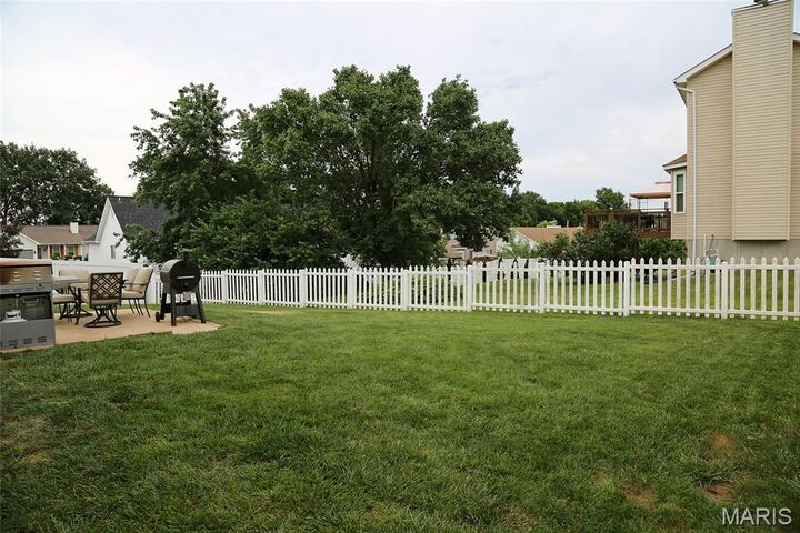 Property Photo: 4 Tomahawk Court MO 63366