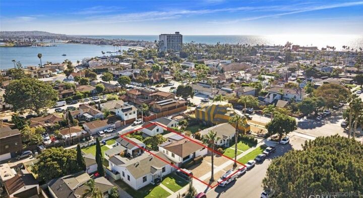Property Photo:  1021 Reed  CA 92109 