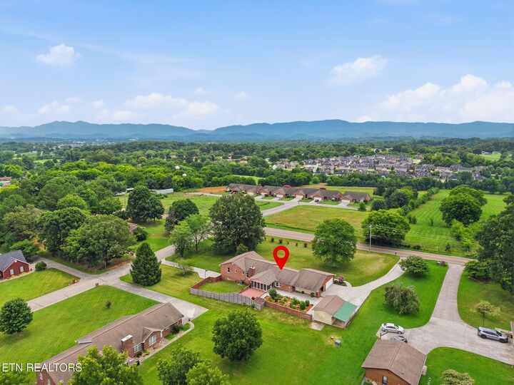Property Photo:  2709 Sevierville Rd  TN 37804 