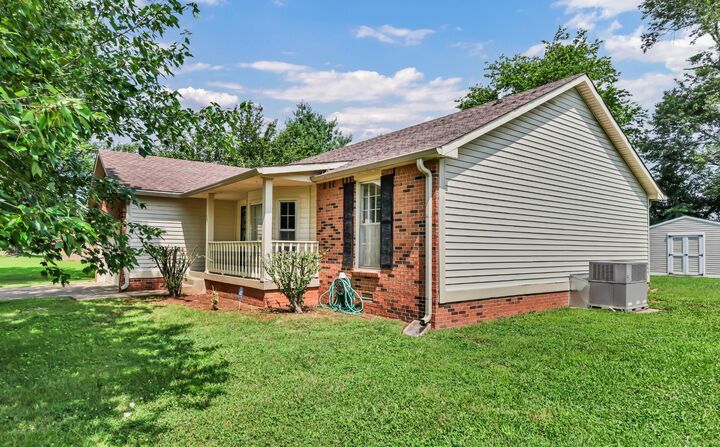 Property Photo: 3431 Chaney Ln TN 37042