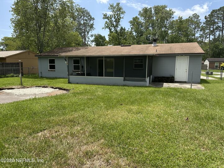 Property Photo:  2706 Tina Lane  FL 32068 