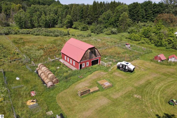 Property Photo: 4626 S Center Highway MI 49682