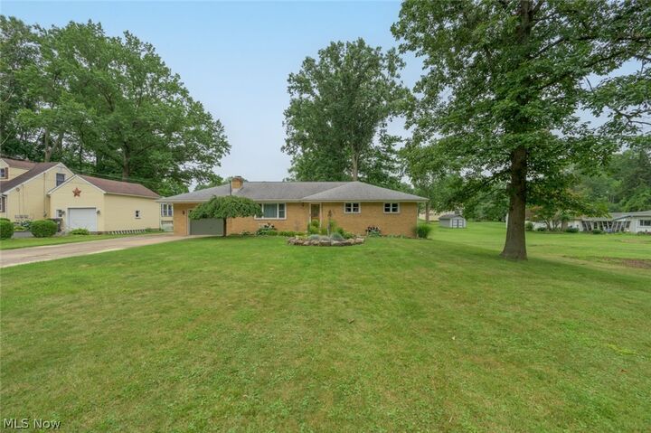 Property Photo: 5085 E Rockwell Road OH 44515