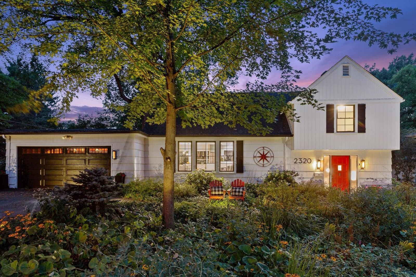 Property Photo:  2320 Parklands Road  MN 55416 