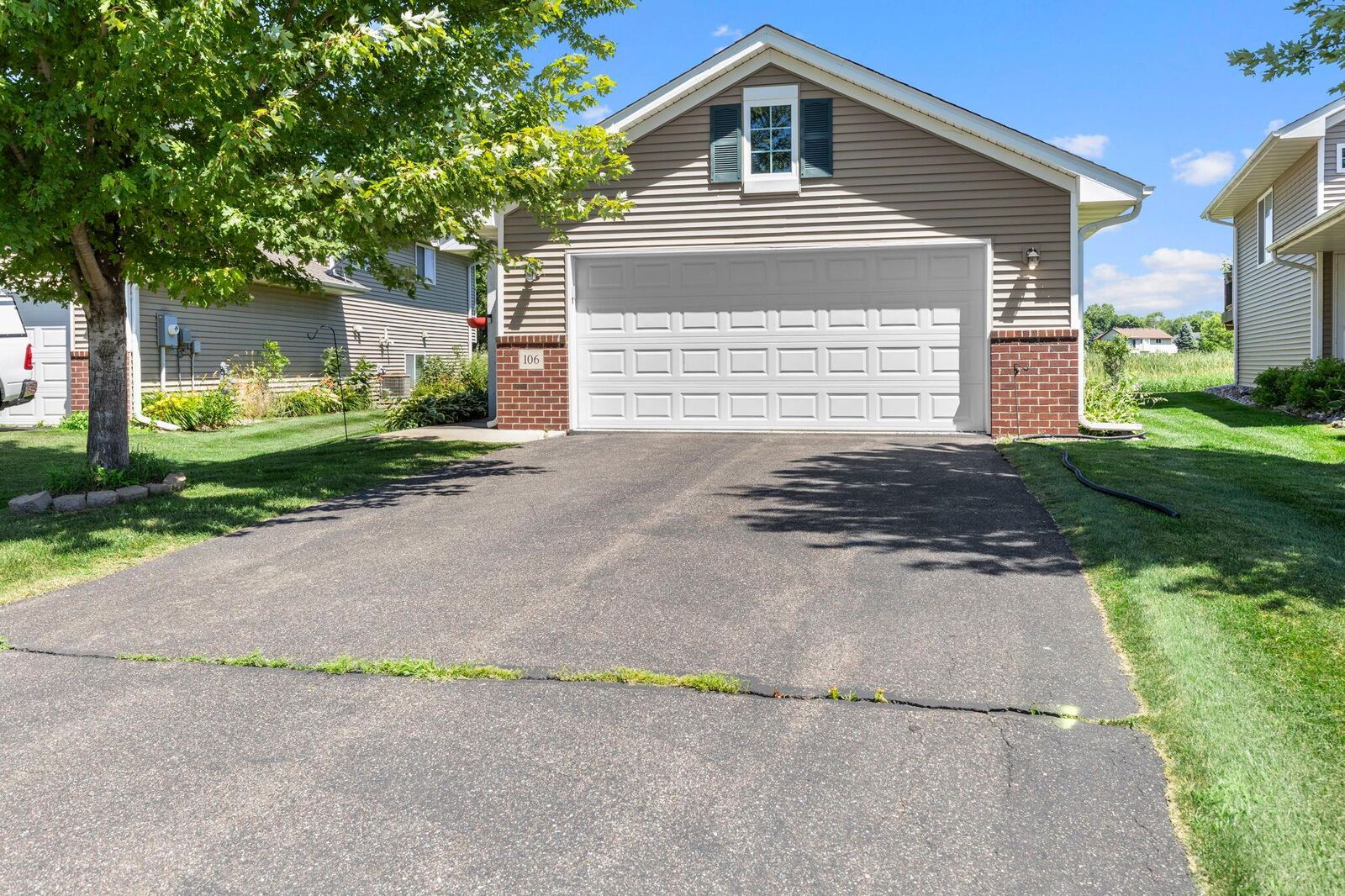 Property Photo:  106 Garner Circle  MN 55363 
