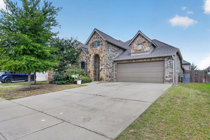 Property Photo:  2726 Buffalo Run  TX 76028 