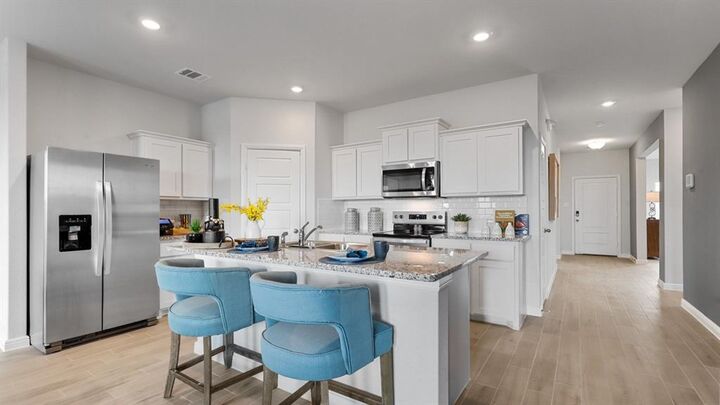 Property Photo: 1900 Preakness Drive TX 76049