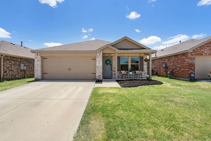 Property Photo:  709 Odlozil Lane  TX 75119 