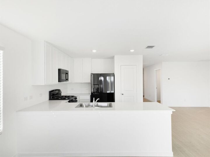 Property Photo:  1621 Baugh Street  TX 75071 