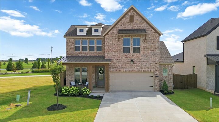 Property Photo:  450 Fox Trail  AR 72762 