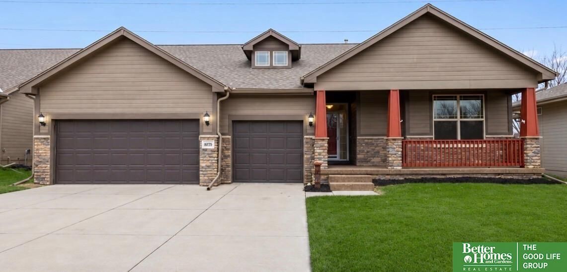 Property Photo: 18721 Mason Street NE 68022