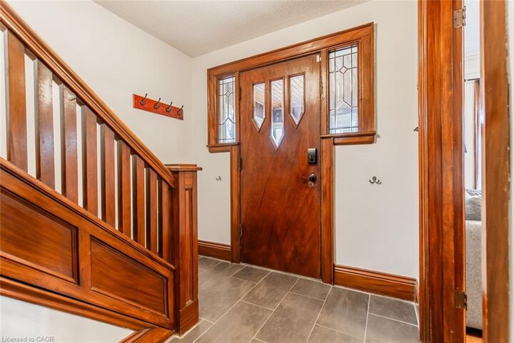 Property Photo:  60 Lake Avenue Drive  ON L8G 3N3 