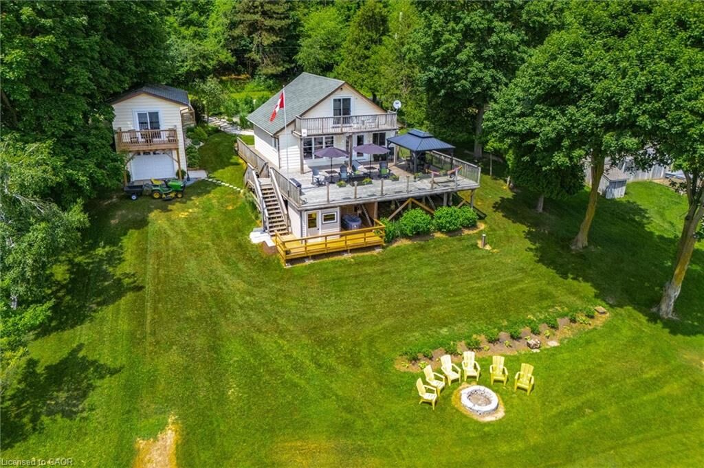 Property Photo:  614 Sixth Road E  ON N0G 2K0 