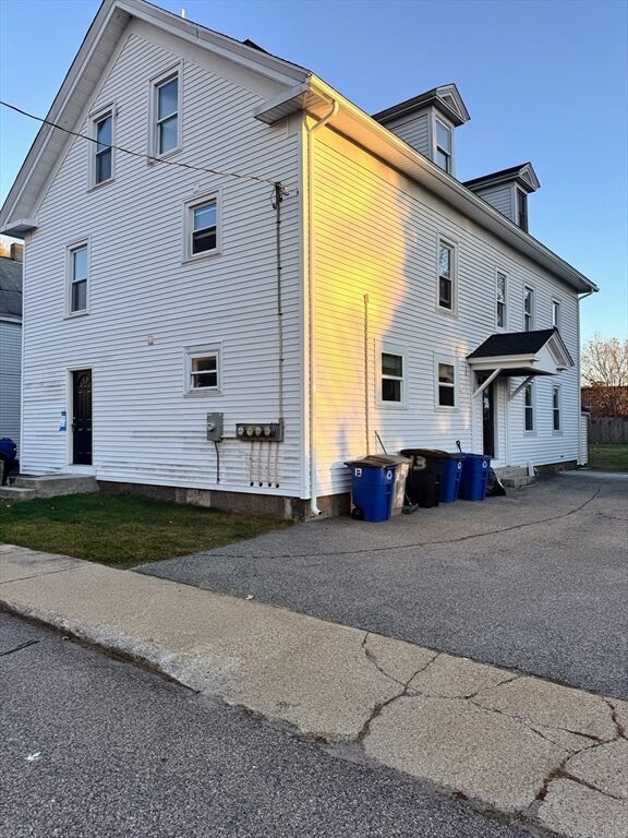 Property Photo: 13 Ives B MA 01504