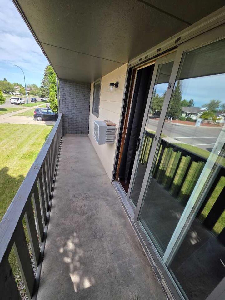 Property Photo: 3514 20 Avenue S 1 AB T1K 4G4
