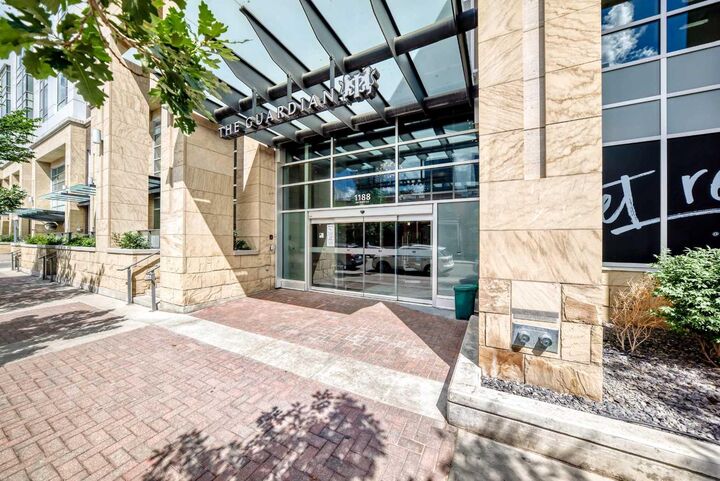 Property Photo: 1188 3 Street SE 3507 AB T2G 1H8