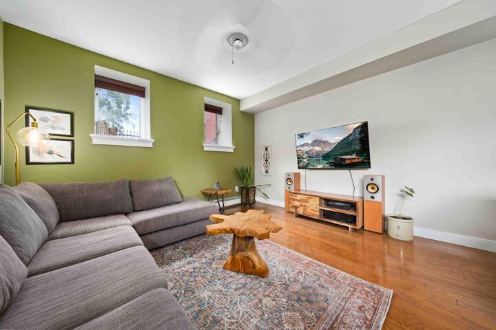 Property Photo: 371 Aberdeen Street SE 102 AB T1A 0R3