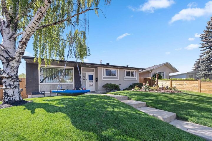 Property Photo: 80 Allandale Close SE AB T2H 1V9